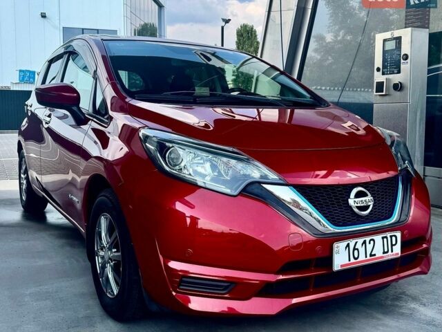 Червоний Ніссан Ноут, об'ємом двигуна 1.2 л та пробігом 55 тис. км за 11500 $, фото 1 на Automoto.ua