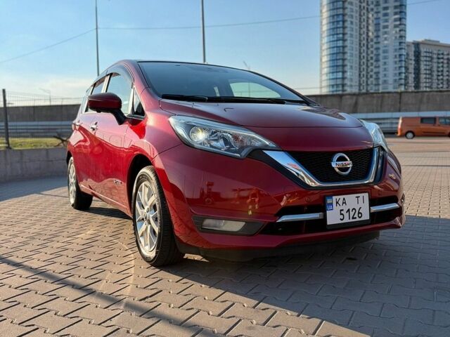 Красный Ниссан Ноут, объемом двигателя 1.2 л и пробегом 54 тыс. км за 12900 $, фото 1 на Automoto.ua