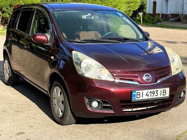 Красный Ниссан Ноут, объемом двигателя 1.5 л и пробегом 67 тыс. км за 7200 $, фото 1 на Automoto.ua