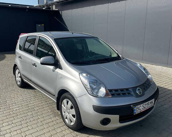 Ниссан Ноут, объемом двигателя 1.4 л и пробегом 226 тыс. км за 4000 $, фото 1 на Automoto.ua