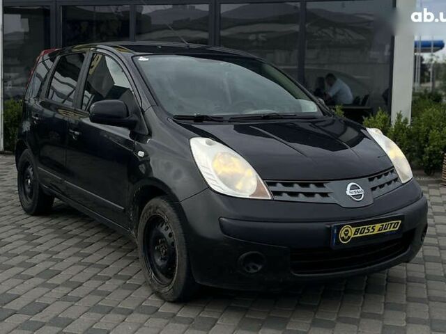 Ниссан Ноут, объемом двигателя 1.6 л и пробегом 315 тыс. км за 5500 $, фото 1 на Automoto.ua