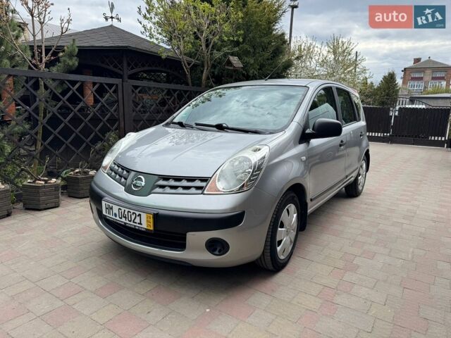 Ниссан Ноут, объемом двигателя 1.4 л и пробегом 169 тыс. км за 4890 $, фото 1 на Automoto.ua