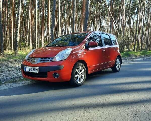 Ниссан Ноут, объемом двигателя 1.6 л и пробегом 227 тыс. км за 7000 $, фото 1 на Automoto.ua