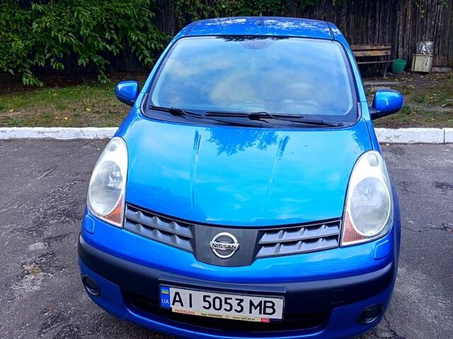 Ниссан Ноут, объемом двигателя 1.6 л и пробегом 176 тыс. км за 5400 $, фото 1 на Automoto.ua