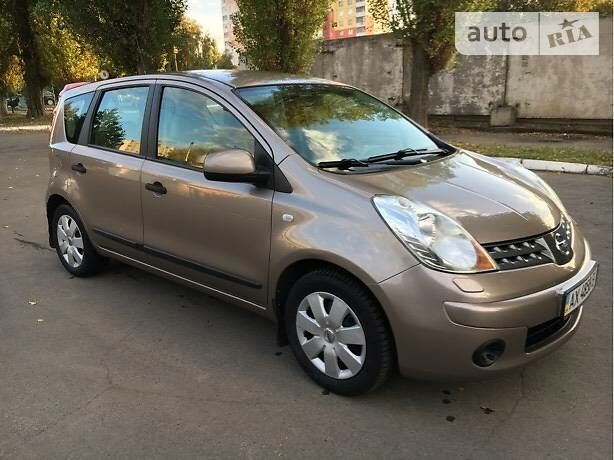 Ниссан Ноут, объемом двигателя 1.4 л и пробегом 160 тыс. км за 7000 $, фото 1 на Automoto.ua