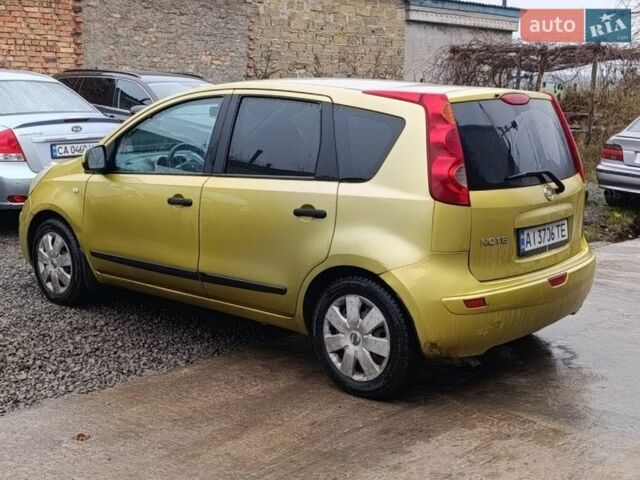 Жовтий Ніссан Ноут, об'ємом двигуна 1.6 л та пробігом 190 тис. км за 5200 $, фото 1 на Automoto.ua