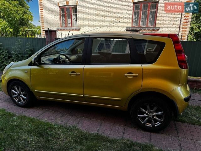 Жовтий Ніссан Ноут, об'ємом двигуна 1.6 л та пробігом 192 тис. км за 5200 $, фото 1 на Automoto.ua