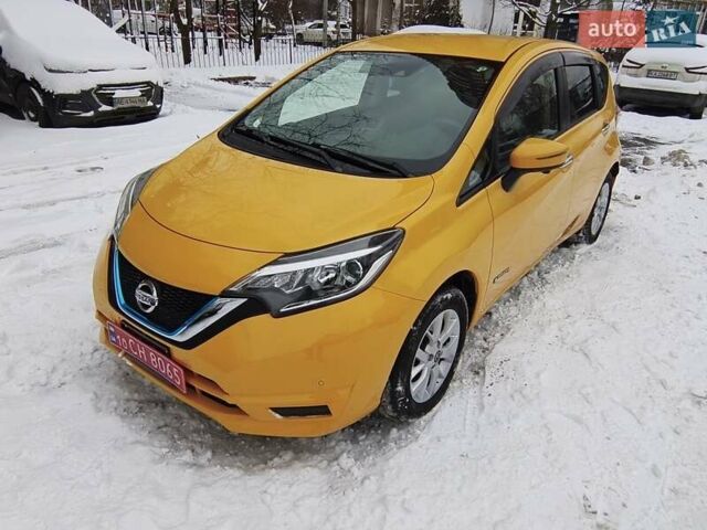 Жовтий Ніссан Ноут, об'ємом двигуна 1.2 л та пробігом 53 тис. км за 12400 $, фото 1 на Automoto.ua