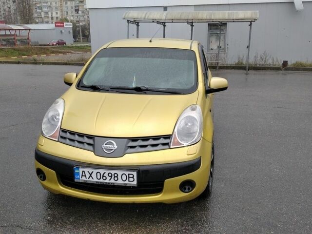 Жовтий Ніссан Ноут, об'ємом двигуна 1.4 л та пробігом 250 тис. км за 4499 $, фото 1 на Automoto.ua
