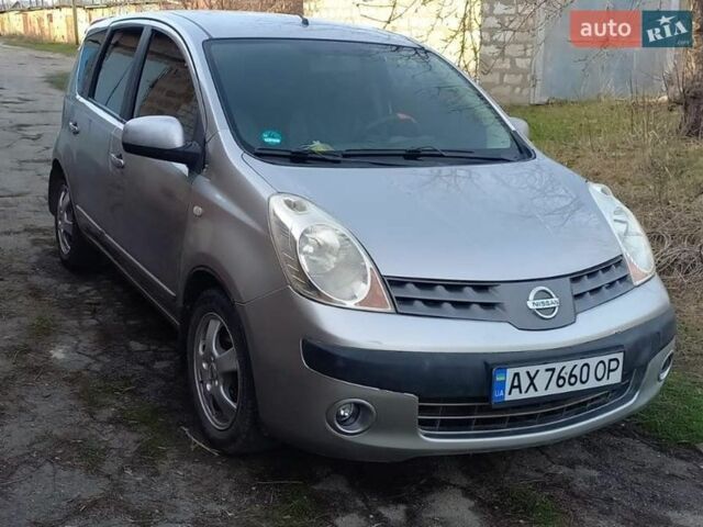 Сірий Ніссан Ноут, об'ємом двигуна 1.39 л та пробігом 280 тис. км за 4100 $, фото 1 на Automoto.ua