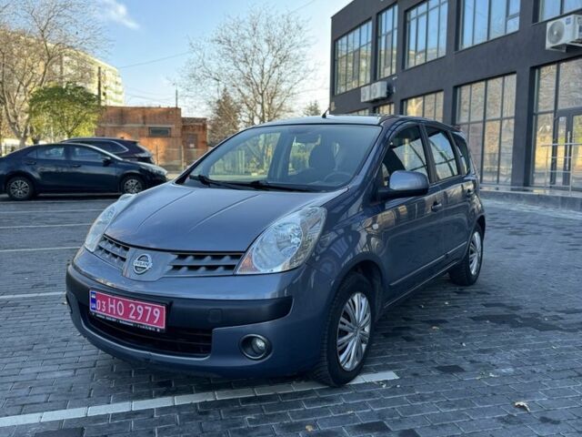 Сірий Ніссан Ноут, об'ємом двигуна 1.4 л та пробігом 187 тис. км за 5400 $, фото 1 на Automoto.ua