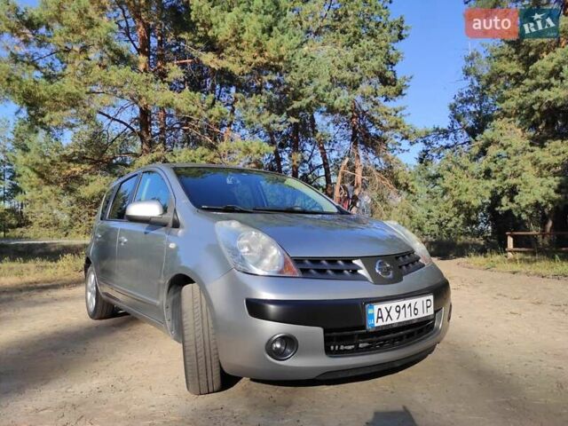 Сірий Ніссан Ноут, об'ємом двигуна 1.4 л та пробігом 218 тис. км за 5100 $, фото 1 на Automoto.ua