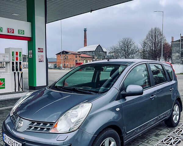 Сірий Ніссан Ноут, об'ємом двигуна 1.6 л та пробігом 165 тис. км за 6700 $, фото 1 на Automoto.ua