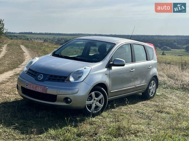 Ниссан Ноут 2007 в Киеве на Automoto.ua Серый Ниссан Ноут, объемом двигателя 1.5 л и пробегом 181 тыс. км за 5900 $, фото 1 на Automoto.ua