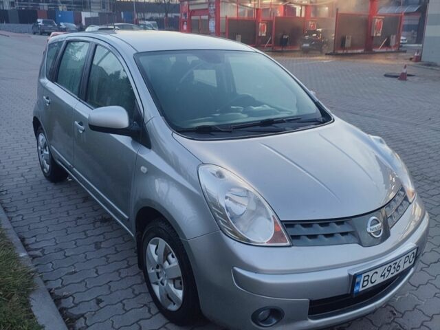 Сірий Ніссан Ноут, об'ємом двигуна 1.5 л та пробігом 289 тис. км за 5000 $, фото 1 на Automoto.ua