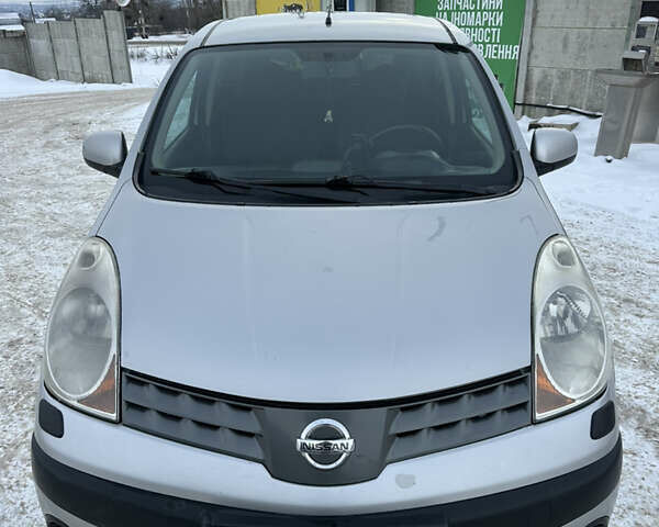 Серый Ниссан Ноут, объемом двигателя 1.4 л и пробегом 230 тыс. км за 5100 $, фото 1 на Automoto.ua