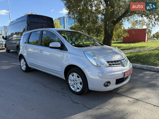 Сірий Ніссан Ноут, об'ємом двигуна 1.4 л та пробігом 191 тис. км за 6000 $, фото 1 на Automoto.ua