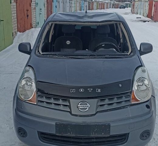 Серый Ниссан Ноут, объемом двигателя 0 л и пробегом 110 тыс. км за 1500 $, фото 1 на Automoto.ua