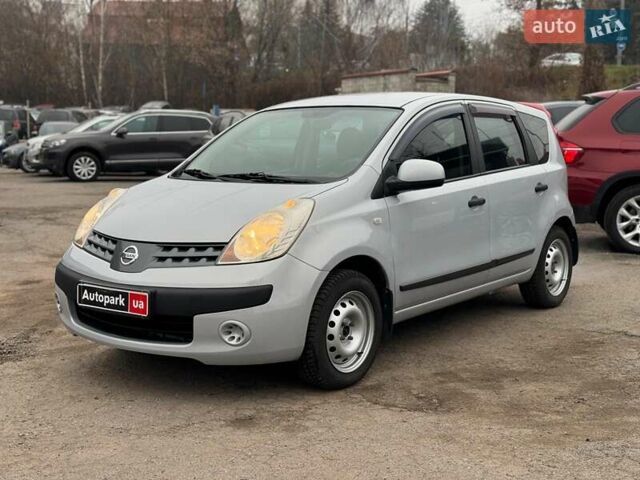 Сірий Ніссан Ноут, об'ємом двигуна 1.4 л та пробігом 137 тис. км за 4990 $, фото 1 на Automoto.ua