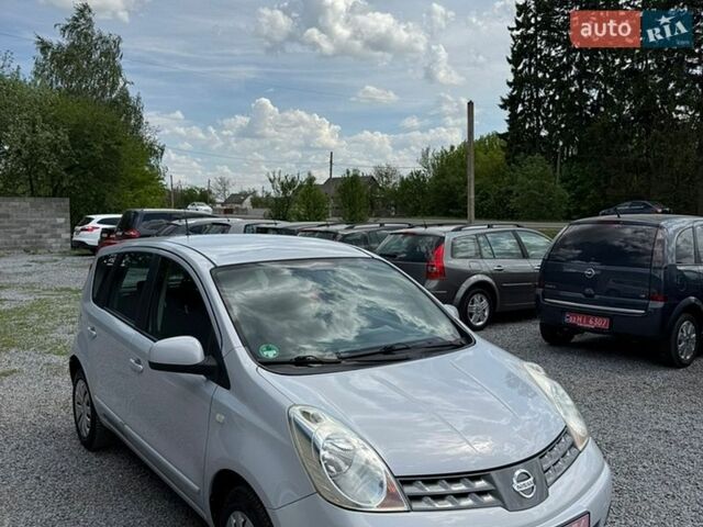 Серый Ниссан Ноут, объемом двигателя 1.4 л и пробегом 183 тыс. км за 4999 $, фото 1 на Automoto.ua