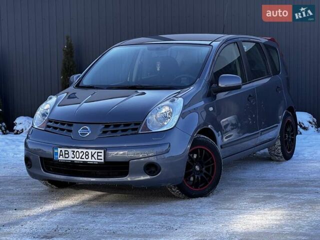 Сірий Ніссан Ноут, об'ємом двигуна 1.6 л та пробігом 206 тис. км за 6399 $, фото 1 на Automoto.ua