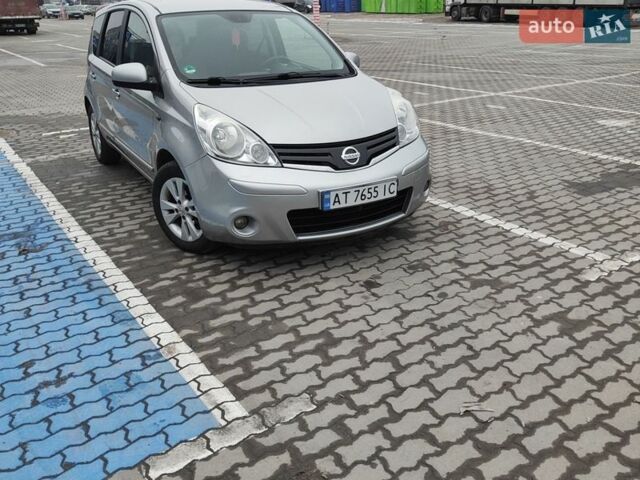 Серый Ниссан Ноут, объемом двигателя 1.6 л и пробегом 257 тыс. км за 6900 $, фото 1 на Automoto.ua