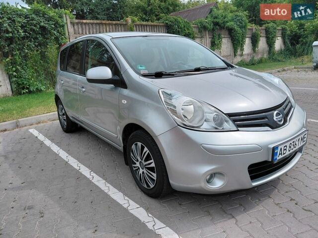 Сірий Ніссан Ноут, об'ємом двигуна 1.39 л та пробігом 132 тис. км за 6900 $, фото 1 на Automoto.ua