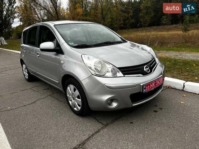 Серый Ниссан Ноут, объемом двигателя 1.39 л и пробегом 239 тыс. км за 6200 $, фото 1 на Automoto.ua