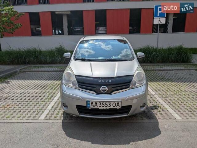 Серый Ниссан Ноут, объемом двигателя 1.6 л и пробегом 246 тыс. км за 6900 $, фото 1 на Automoto.ua