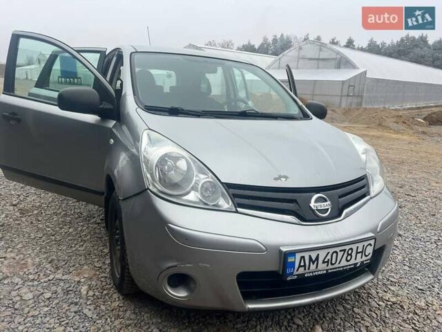 Серый Ниссан Ноут, объемом двигателя 1.39 л и пробегом 180 тыс. км за 5395 $, фото 1 на Automoto.ua