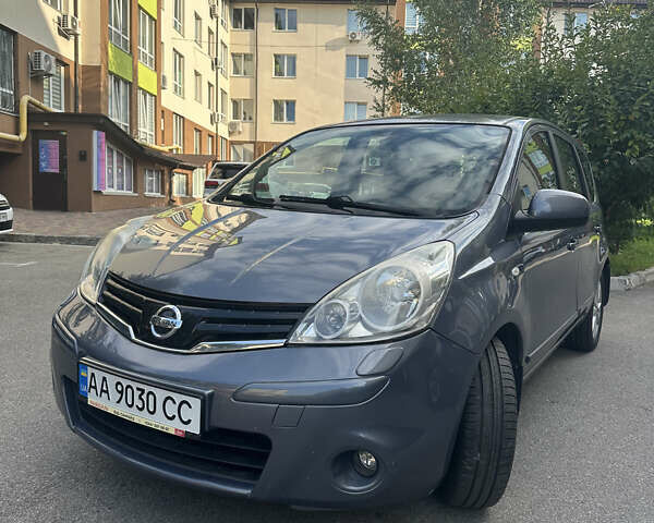Сірий Ніссан Ноут, об'ємом двигуна 1.6 л та пробігом 163 тис. км за 7800 $, фото 1 на Automoto.ua