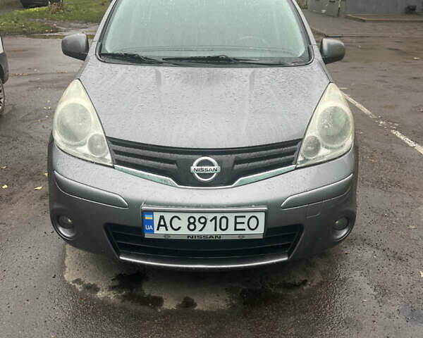 Сірий Ніссан Ноут, об'ємом двигуна 1.5 л та пробігом 267 тис. км за 5400 $, фото 1 на Automoto.ua