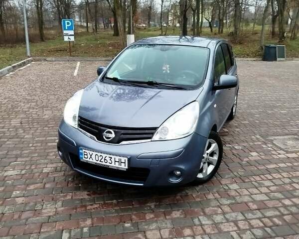 Сірий Ніссан Ноут, об'ємом двигуна 1.5 л та пробігом 204 тис. км за 5600 $, фото 1 на Automoto.ua