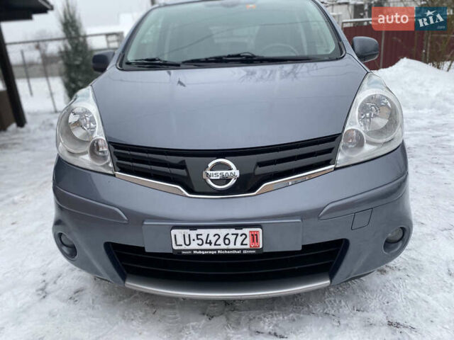 Сірий Ніссан Ноут, об'ємом двигуна 1.6 л та пробігом 172 тис. км за 8390 $, фото 1 на Automoto.ua