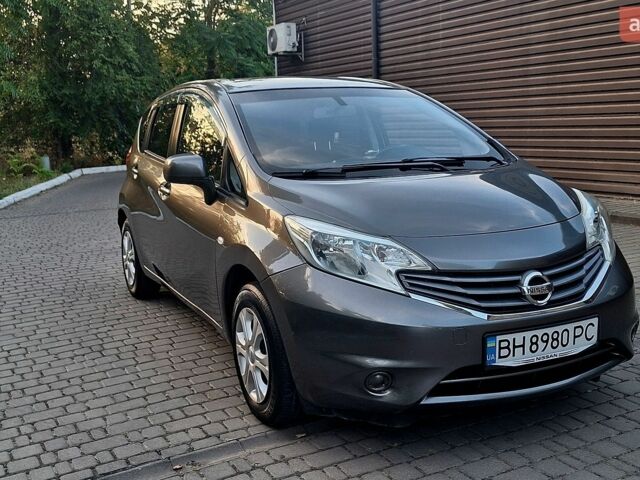 Сірий Ніссан Ноут, об'ємом двигуна 1.2 л та пробігом 131 тис. км за 6499 $, фото 1 на Automoto.ua