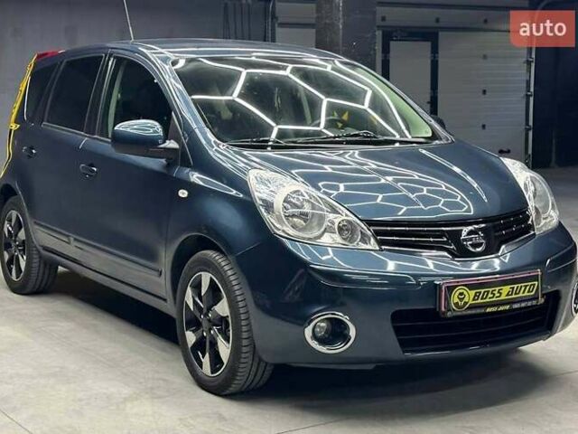 Сірий Ніссан Ноут, об'ємом двигуна 1.6 л та пробігом 167 тис. км за 10300 $, фото 1 на Automoto.ua