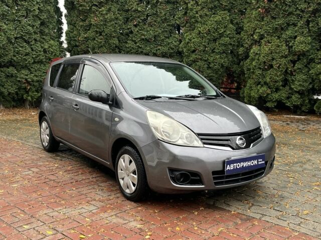 Серый Ниссан Ноут, объемом двигателя 1.6 л и пробегом 91 тыс. км за 7700 $, фото 1 на Automoto.ua