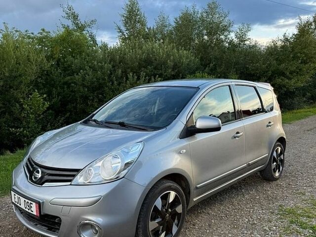 Сірий Ніссан Ноут, об'ємом двигуна 0 л та пробігом 225 тис. км за 7600 $, фото 1 на Automoto.ua
