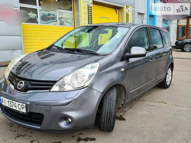Сірий Ніссан Ноут, об'ємом двигуна 1.6 л та пробігом 203 тис. км за 7200 $, фото 1 на Automoto.ua