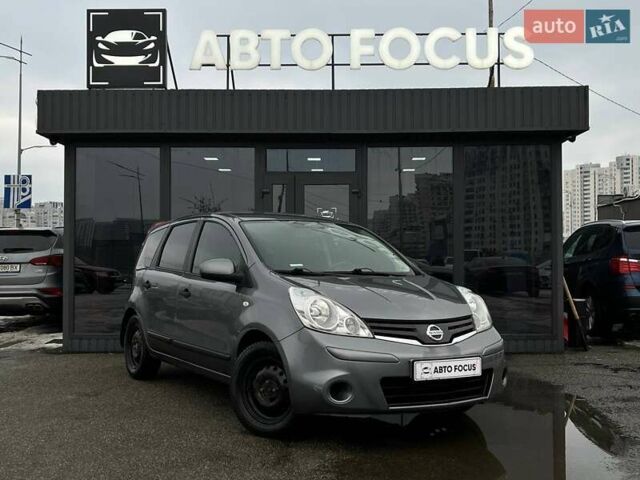 Серый Ниссан Ноут, объемом двигателя 1.39 л и пробегом 204 тыс. км за 4990 $, фото 1 на Automoto.ua