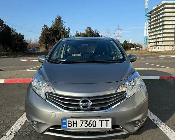 Серый Ниссан Ноут, объемом двигателя 1.6 л и пробегом 152 тыс. км за 7000 $, фото 1 на Automoto.ua