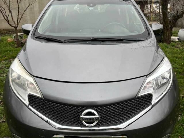 Серый Ниссан Ноут, объемом двигателя 1.5 л и пробегом 156 тыс. км за 7500 $, фото 1 на Automoto.ua