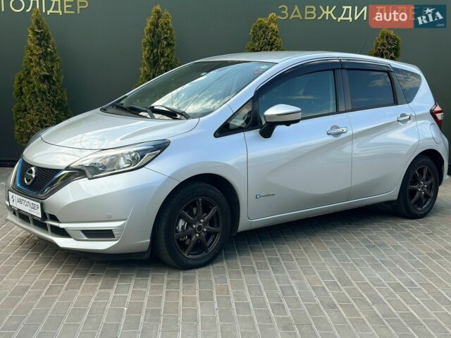 Сірий Ніссан Ноут, об'ємом двигуна 1.2 л та пробігом 88 тис. км за 10650 $, фото 1 на Automoto.ua