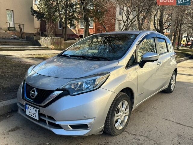 Серый Ниссан Ноут, объемом двигателя 1.2 л и пробегом 103 тыс. км за 11900 $, фото 1 на Automoto.ua