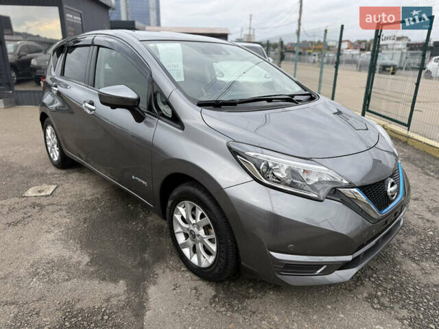 Сірий Ніссан Ноут, об'ємом двигуна 1.2 л та пробігом 61 тис. км за 13190 $, фото 1 на Automoto.ua