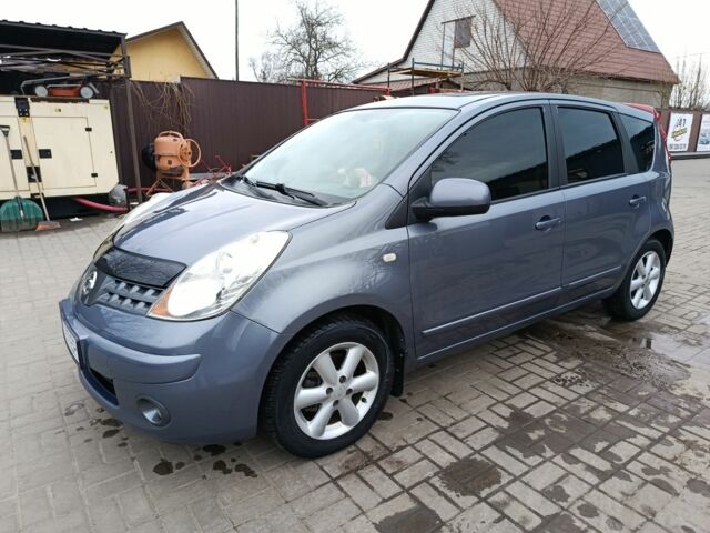 Сірий Ніссан Ноут, об'ємом двигуна 0 л та пробігом 220 тис. км за 4850 $, фото 1 на Automoto.ua
