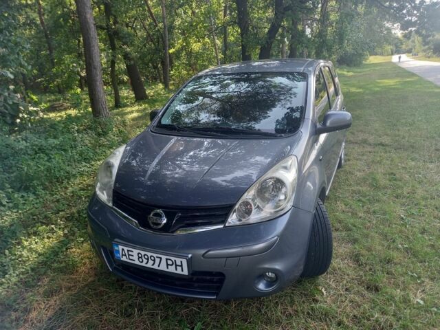 Сірий Ніссан Ноут, об'ємом двигуна 1.5 л та пробігом 240 тис. км за 6400 $, фото 1 на Automoto.ua