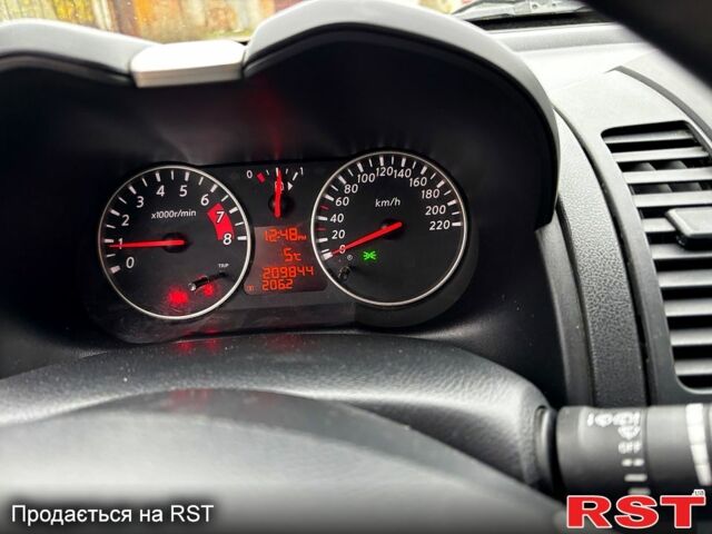 Сірий Ніссан Ноут, об'ємом двигуна 1.4 л та пробігом 210 тис. км за 6500 $, фото 1 на Automoto.ua