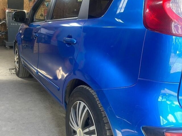Синій Ніссан Ноут, об'ємом двигуна 1.39 л та пробігом 250 тис. км за 5500 $, фото 1 на Automoto.ua
