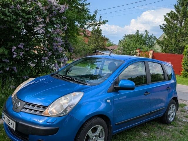 Синій Ніссан Ноут, об'ємом двигуна 1.4 л та пробігом 118 тис. км за 4289 $, фото 1 на Automoto.ua